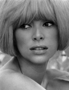 MIREILLE DARC